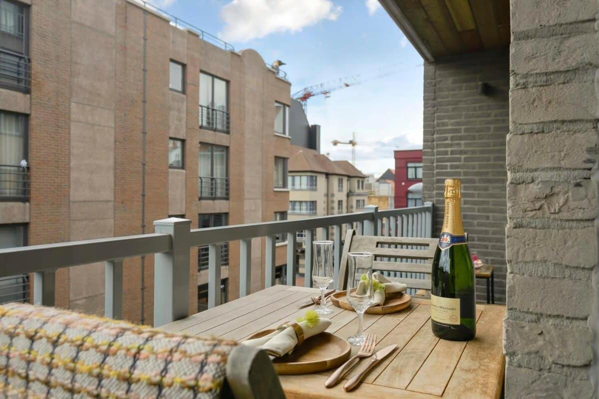 Huswell - Stunning Modern Apartment With Terrace And Parking Knokke-Heist Kültér fotó